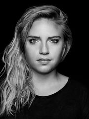 Josephine Park nude .